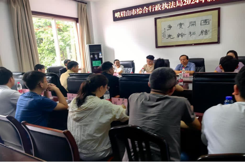 85a7637ece2d447489104d35c774f8f6_b