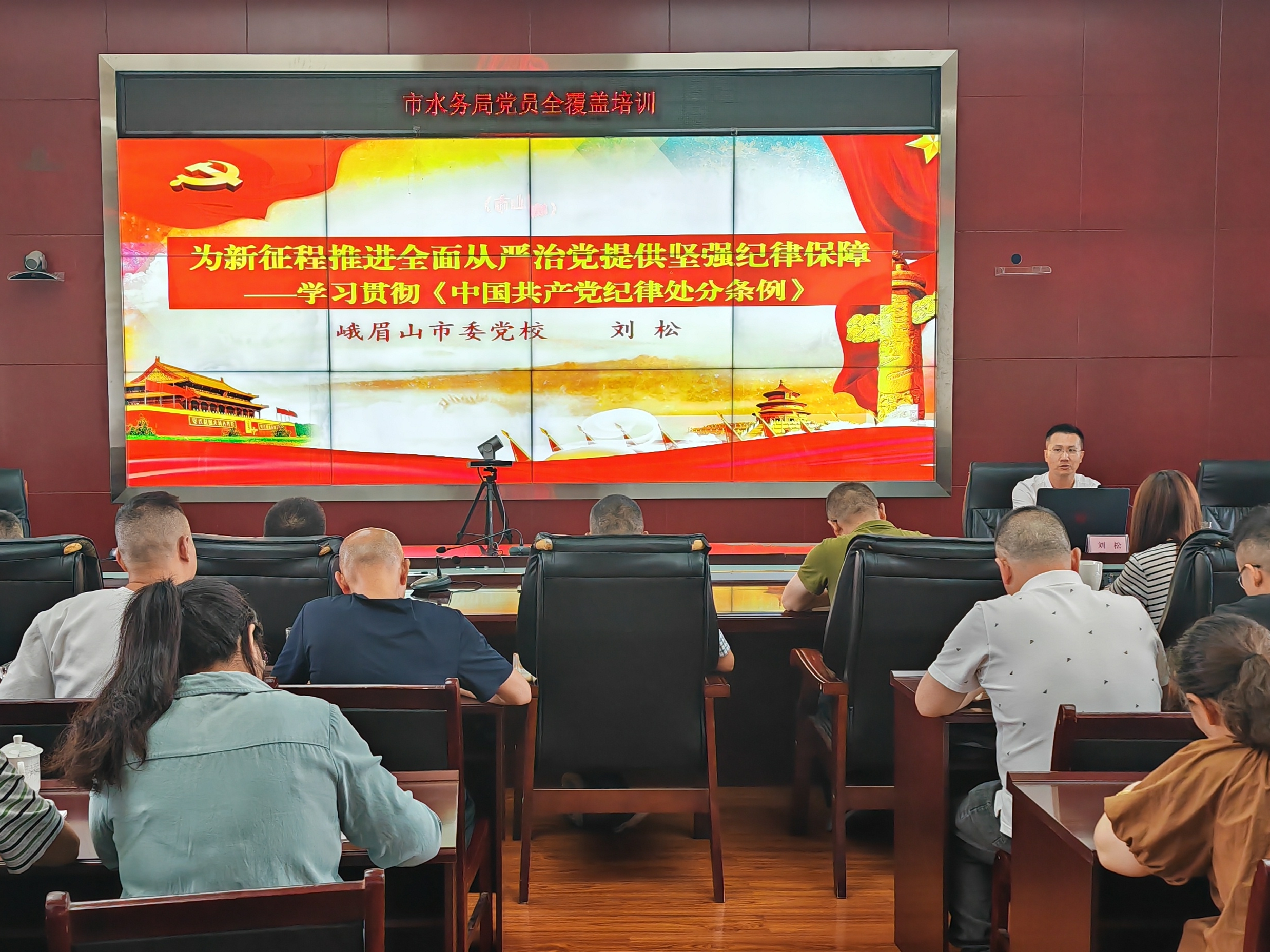 dc79b7e3a300a8163b9599d0dc92f1a