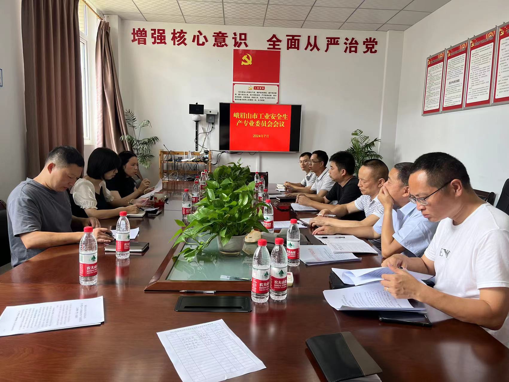 f6f8593eb80f33ec87f48114fe3d9fe