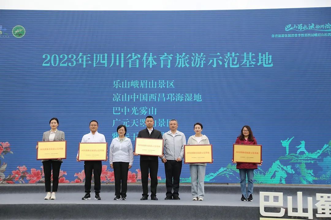 82c0096b41e34c548dcd983a4e746c0b04