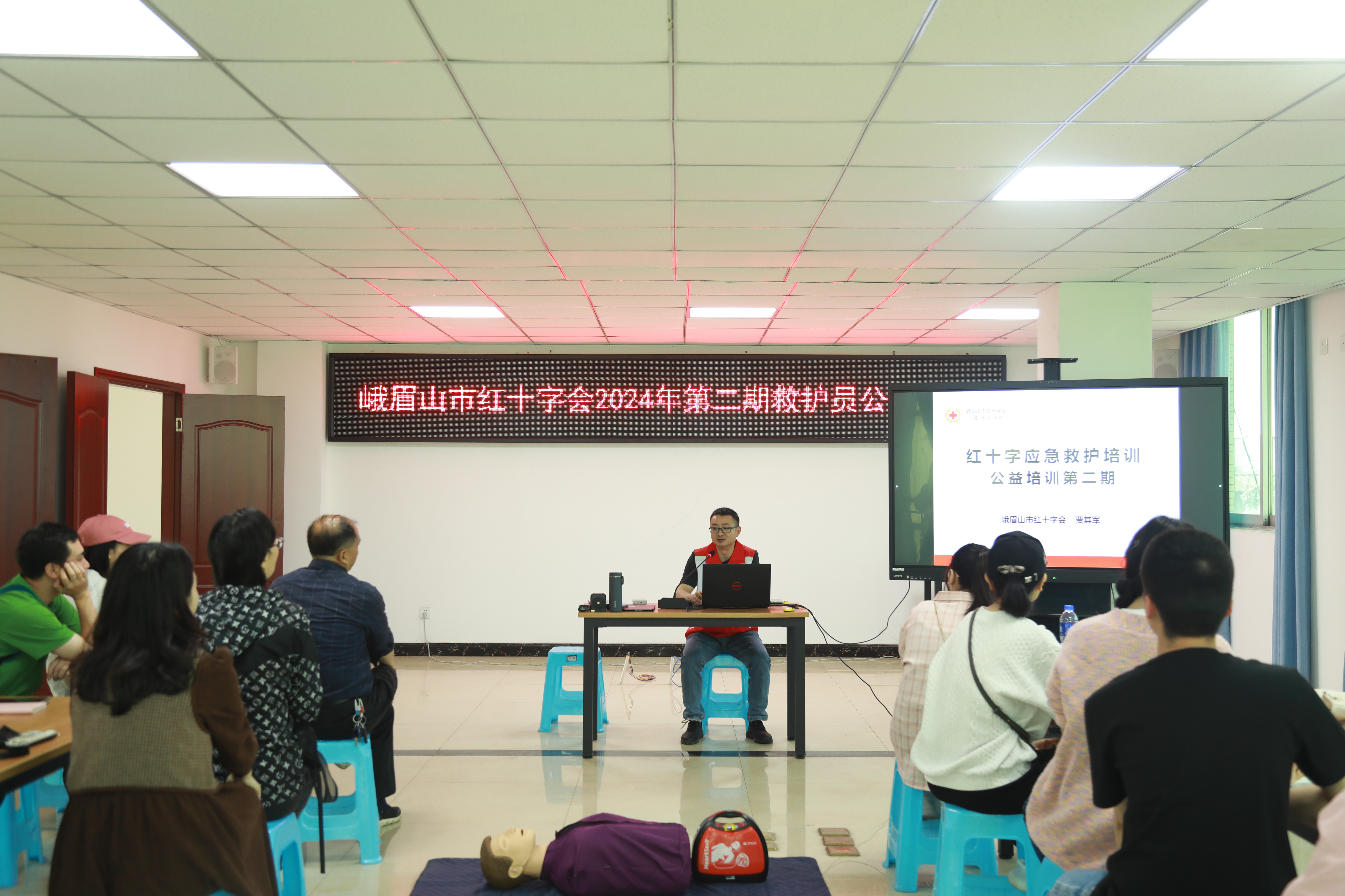 6e925bd3b7da4d32a26d5110238793e401