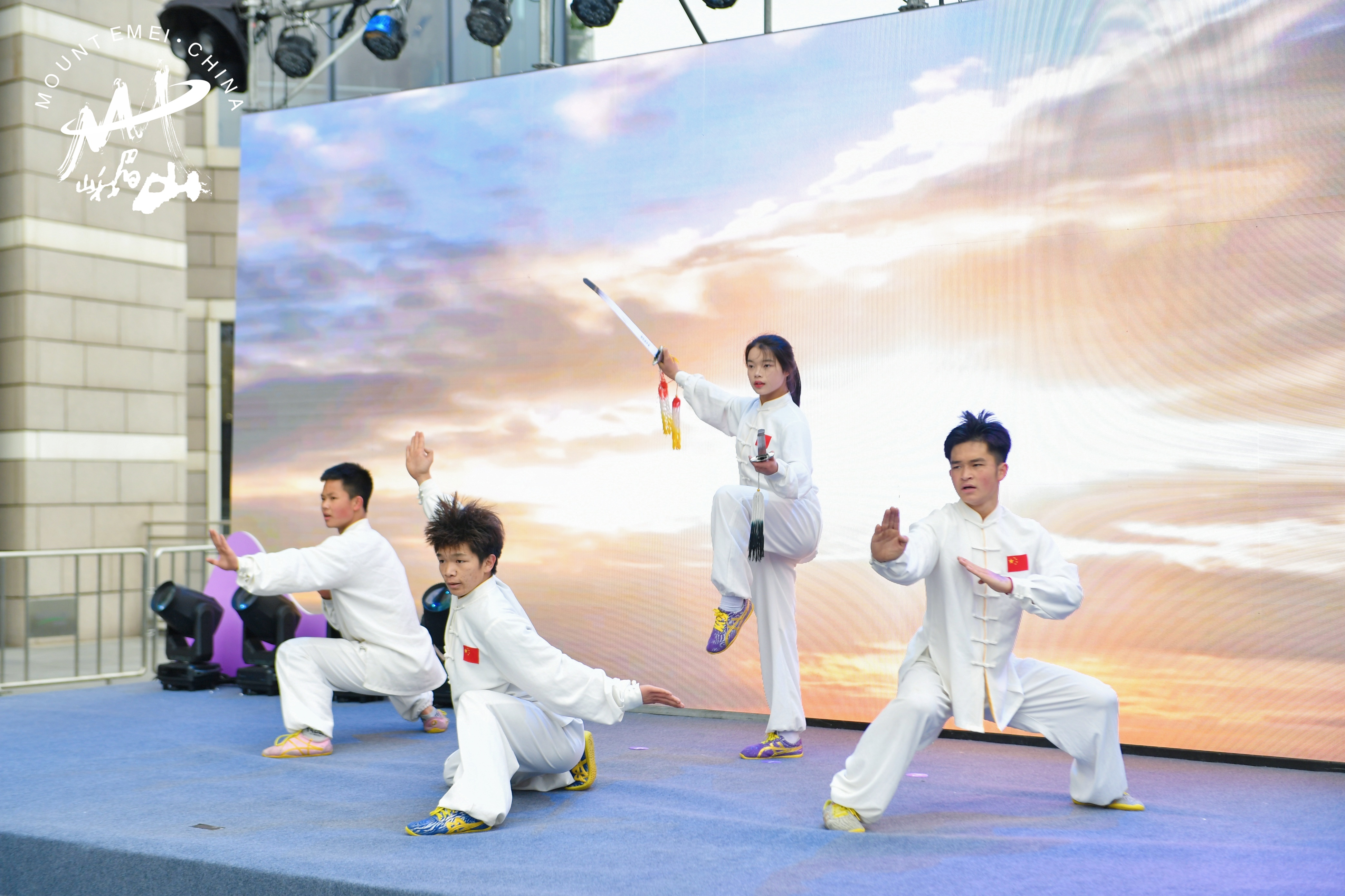 2eb576d7ec354a26ab7c6e4f1c6a64ec02