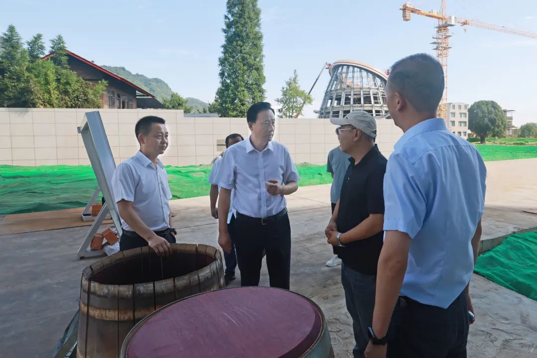 60816c6051854b168757a48fb86d4c3303