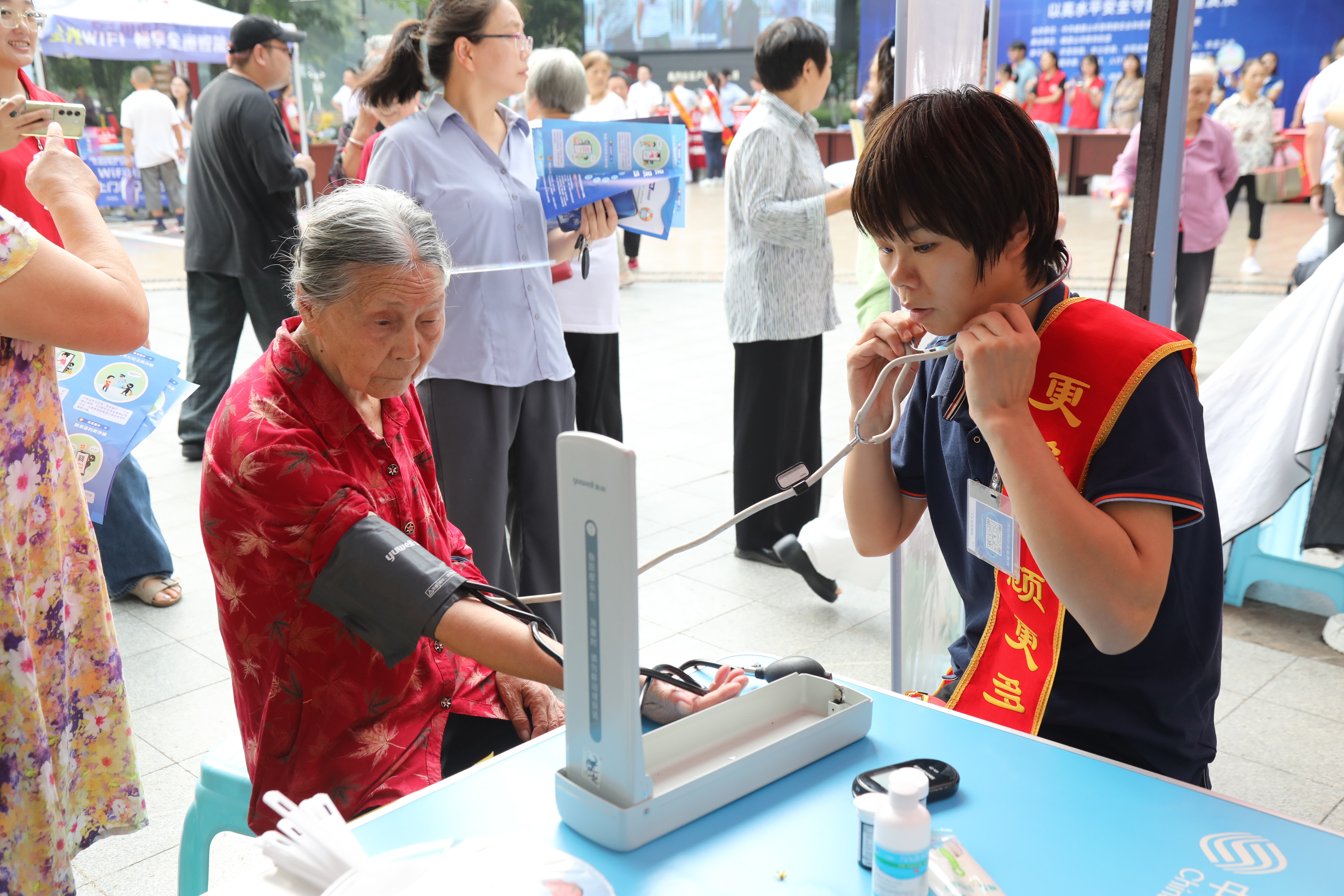 11b175658ee744e5b2fa06f512da713903