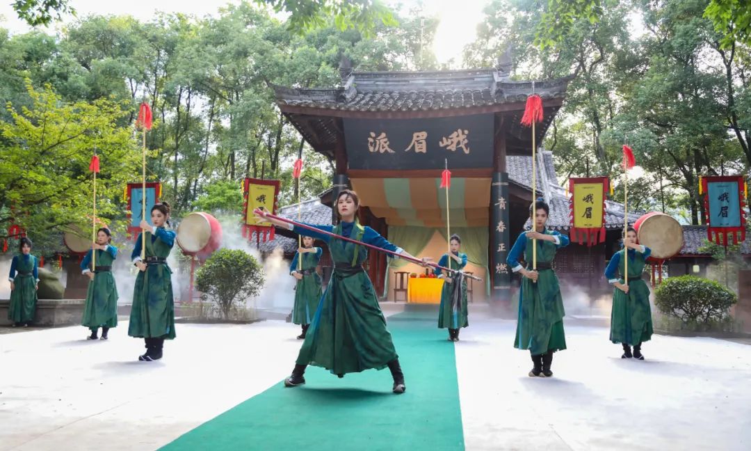 32415a74c41242beb095d235f256484f02