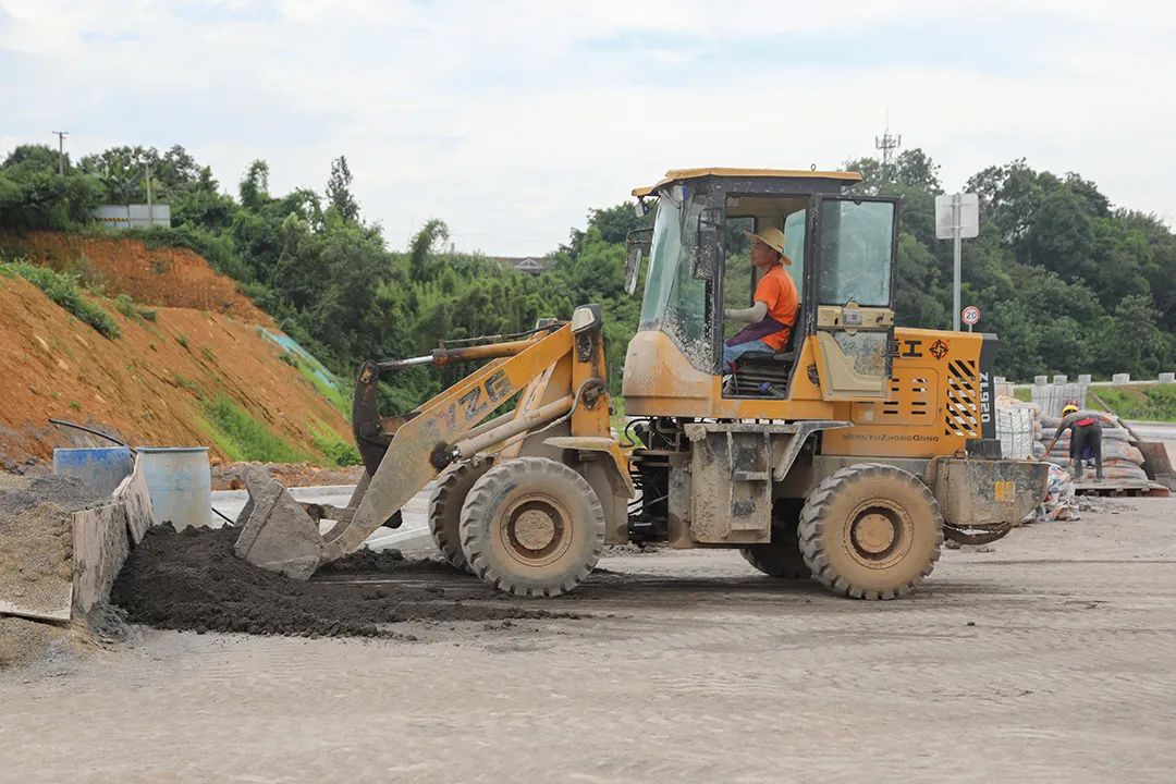 56c8c10ca5d94499af85ac7ee27946a4