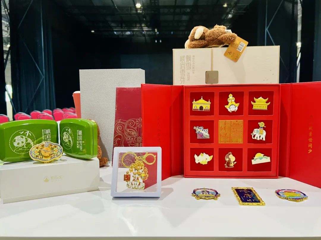 90e900e8f50b4d26ba9a0e4ae614d33d06