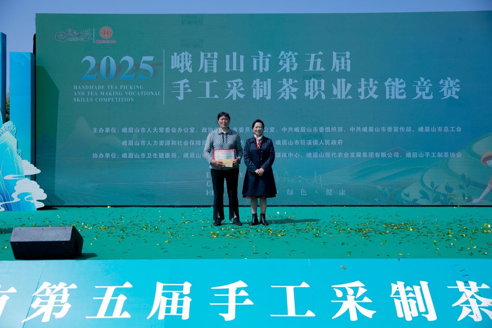 f337703ff3914fa99b88d217f6fea23a06