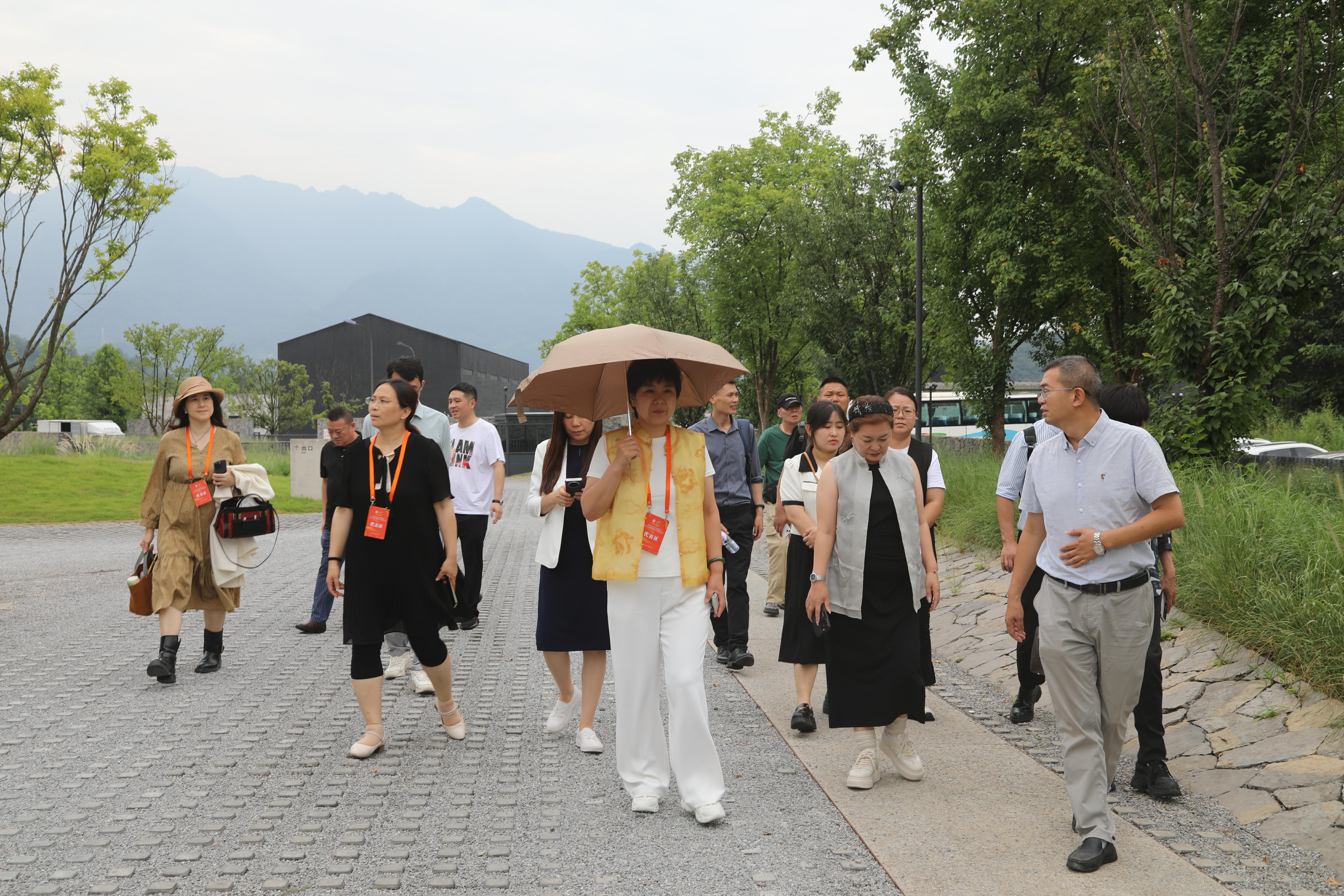 5151e0a42a4448b1ab8fd019f3ea560201