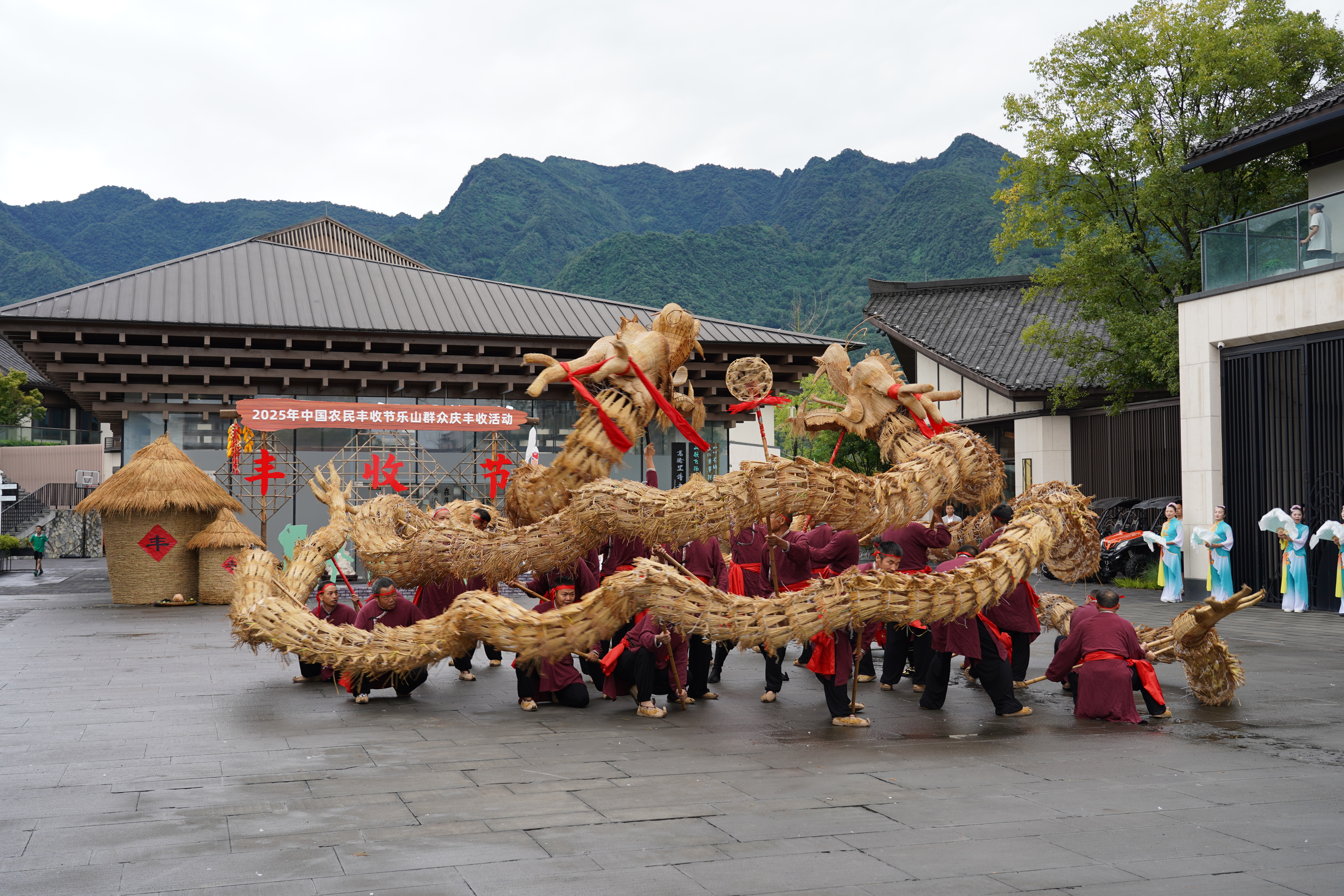 72c88eeb98de4677984f9d619feb44ca02