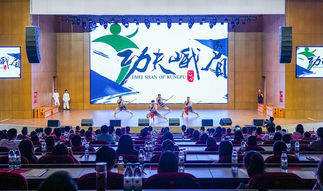 883c83b13eb948d986b86a8144b5597f