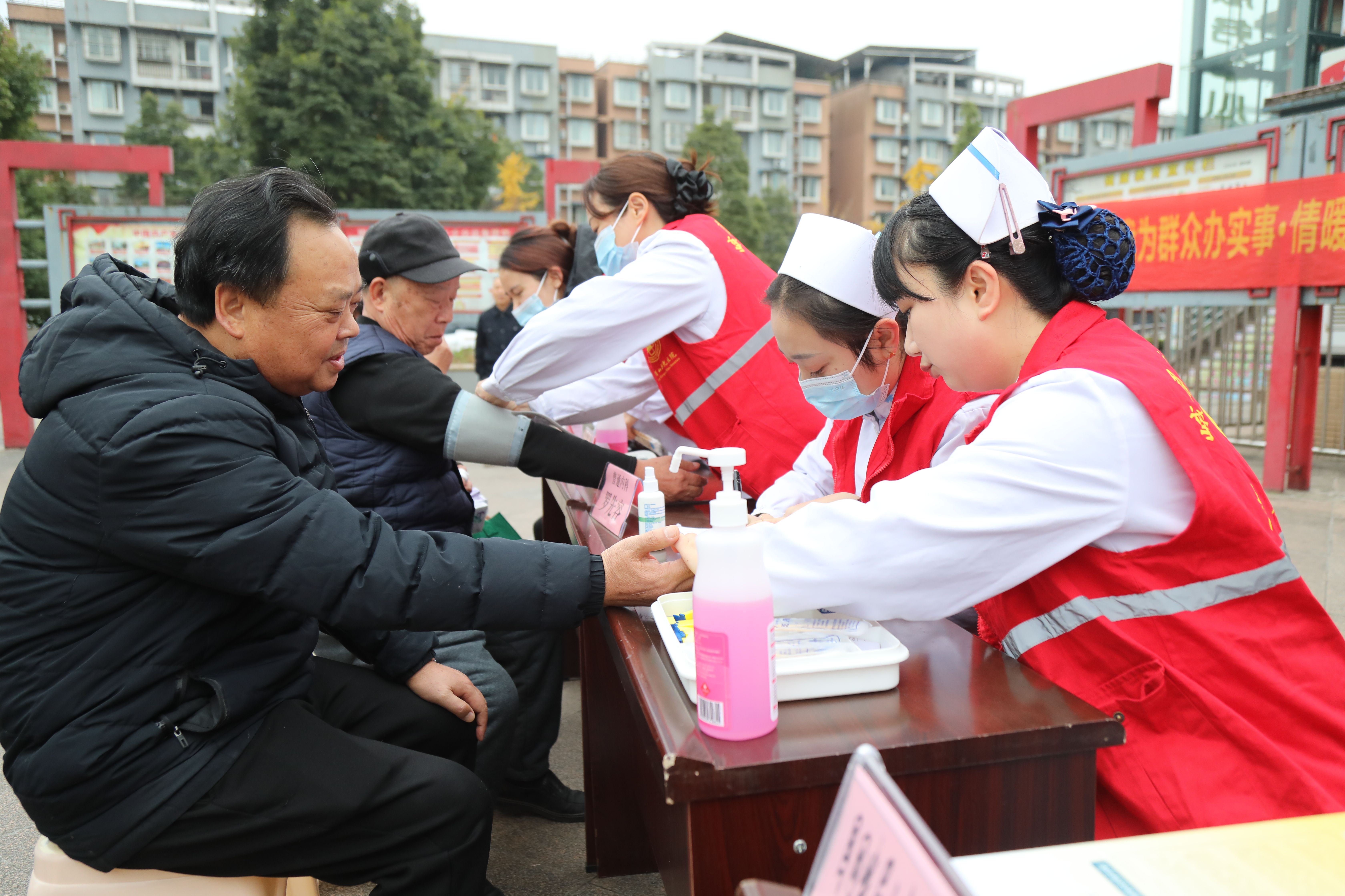 239c7c647def44739eeb216b5d89732b06