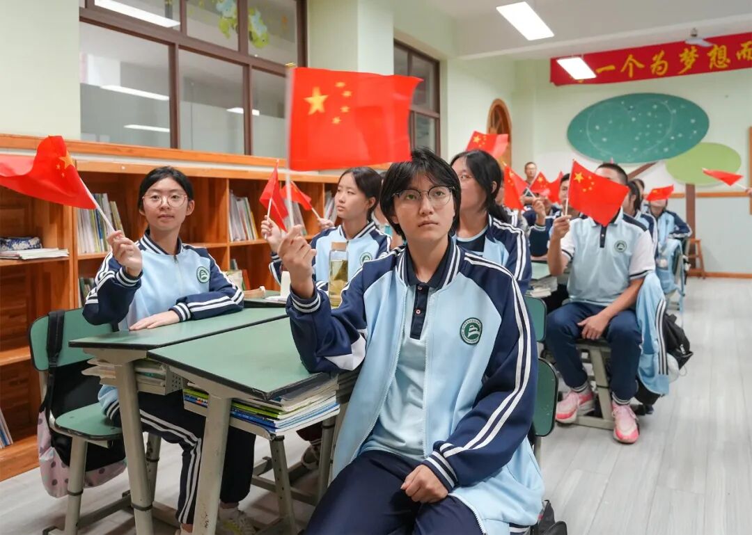 /website-webapp/ewebeditor/uploadfile/29f9038a288b438d8a6652cfc9711bca09