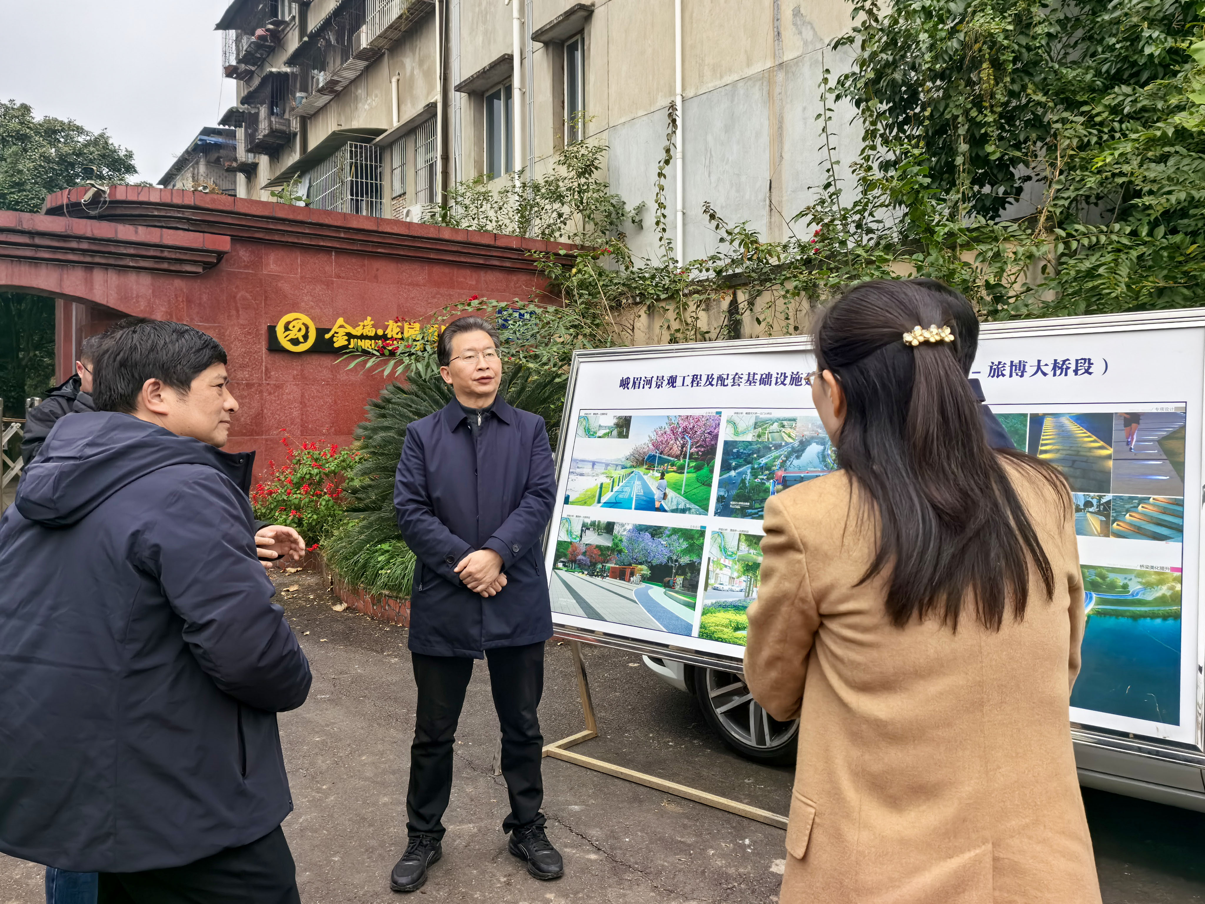 dbb3bf030e414a2ca7a31530894643e403