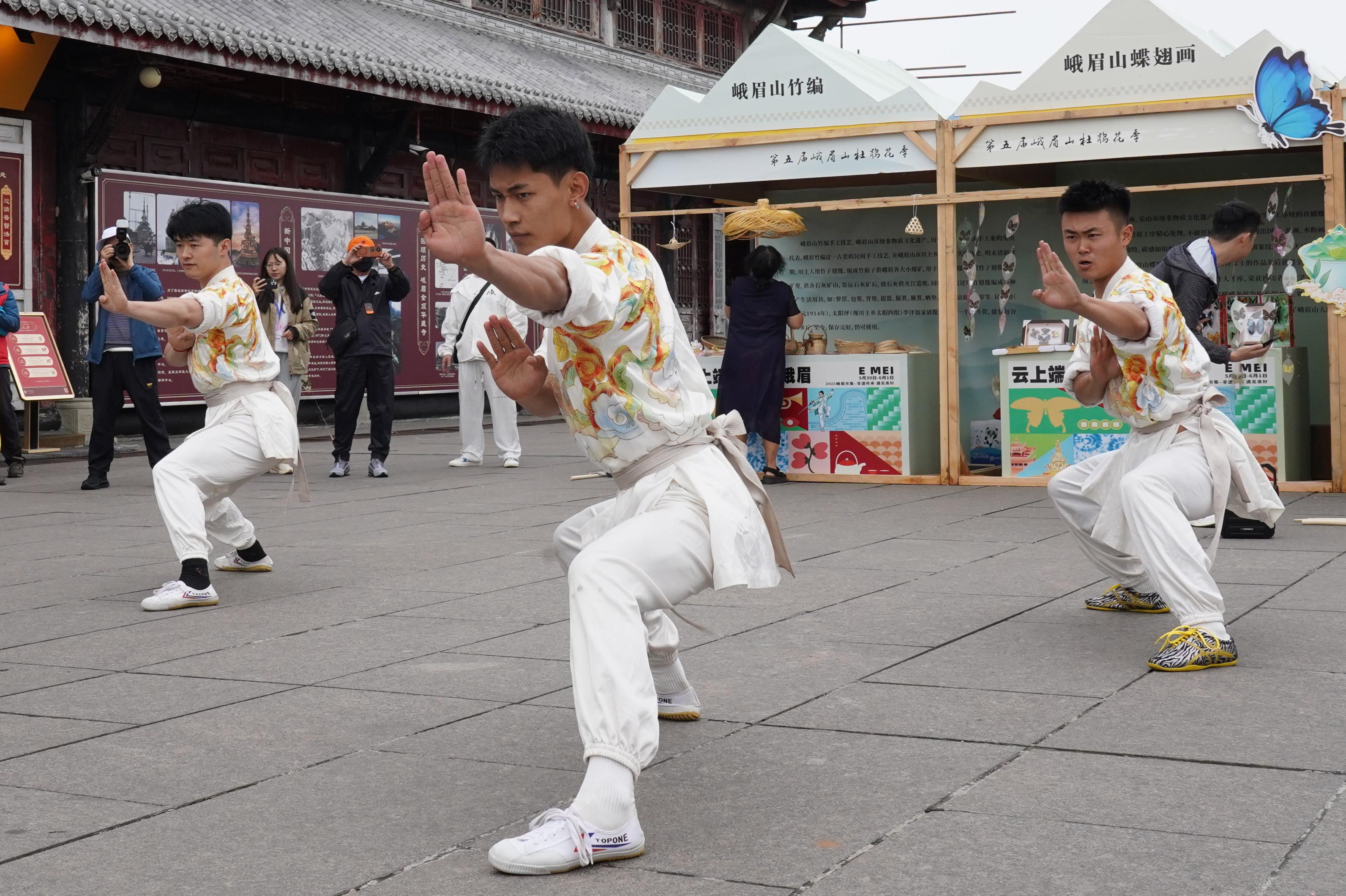 366f41f5a3db45c4abd0f2d3e2f4ac5c03